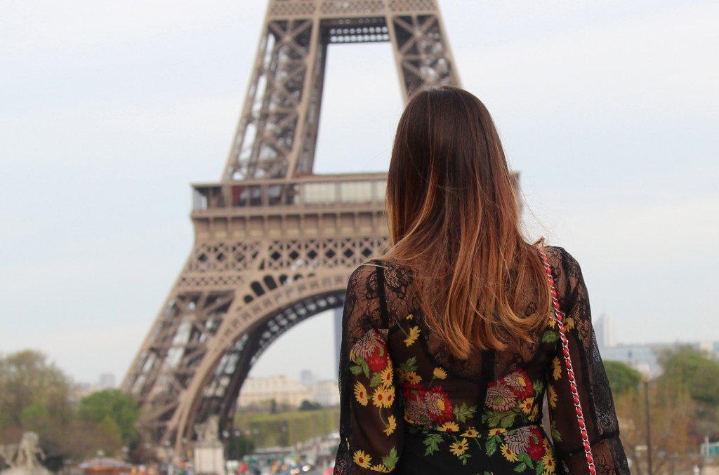 outfit torre eiffel